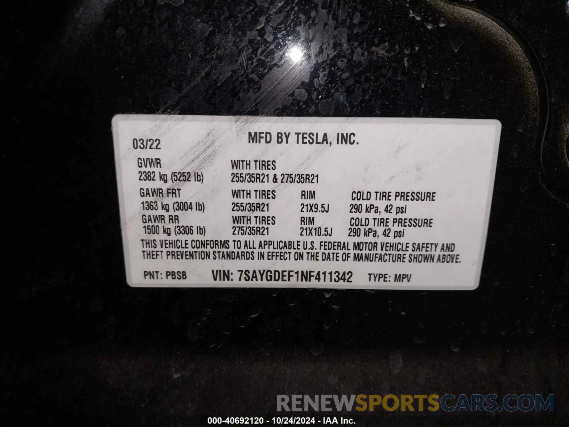 9 Photograph of a damaged car 7SAYGDEF1NF411342 TESLA MODEL Y 2022