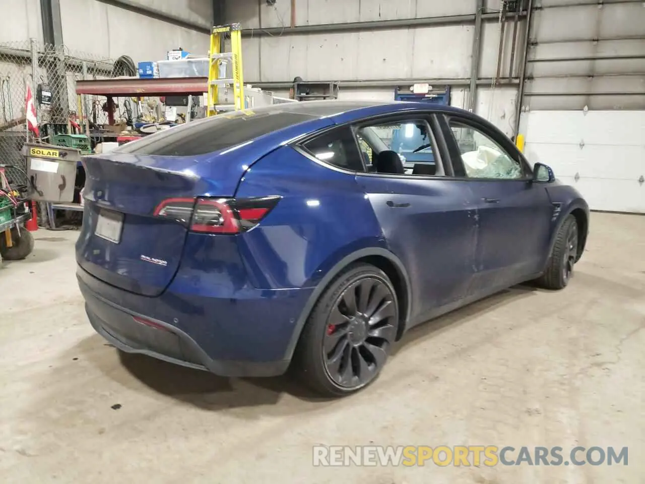 3 Photograph of a damaged car 7SAYGDEF1NF415374 TESLA MODEL Y 2022