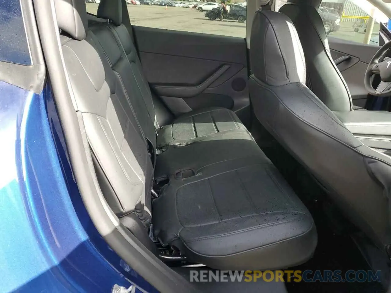 11 Photograph of a damaged car 7SAYGDEF1NF453235 TESLA MODEL Y 2022