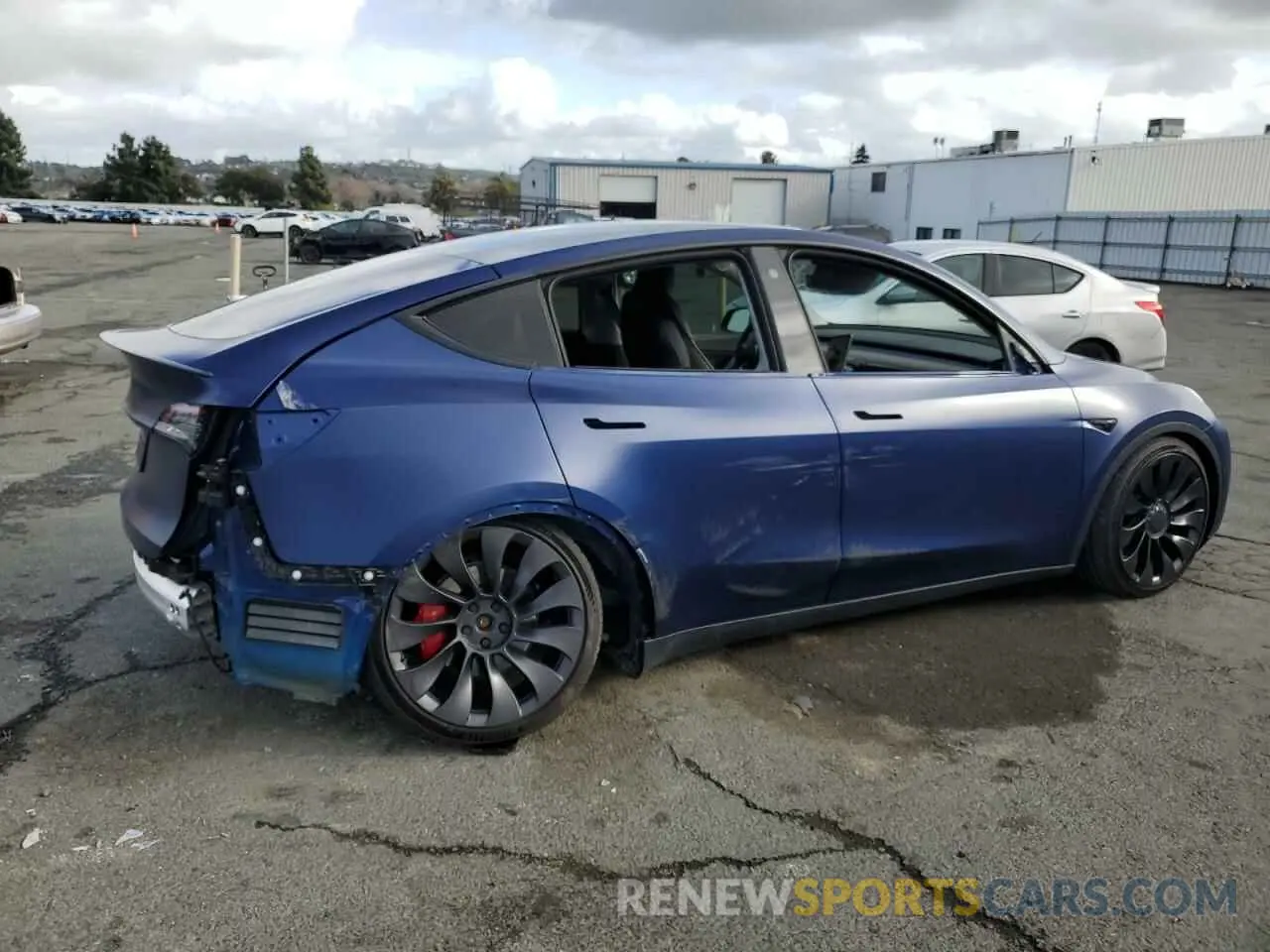 3 Photograph of a damaged car 7SAYGDEF1NF453235 TESLA MODEL Y 2022