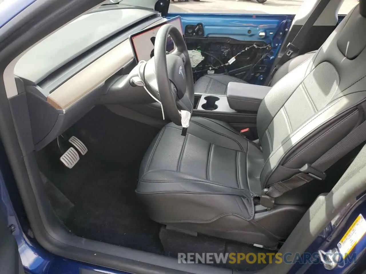 7 Photograph of a damaged car 7SAYGDEF1NF453235 TESLA MODEL Y 2022