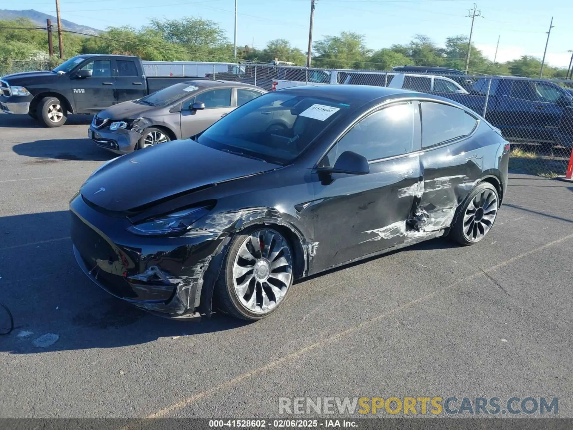 2 Photograph of a damaged car 7SAYGDEF1NF453526 TESLA MODEL Y 2022