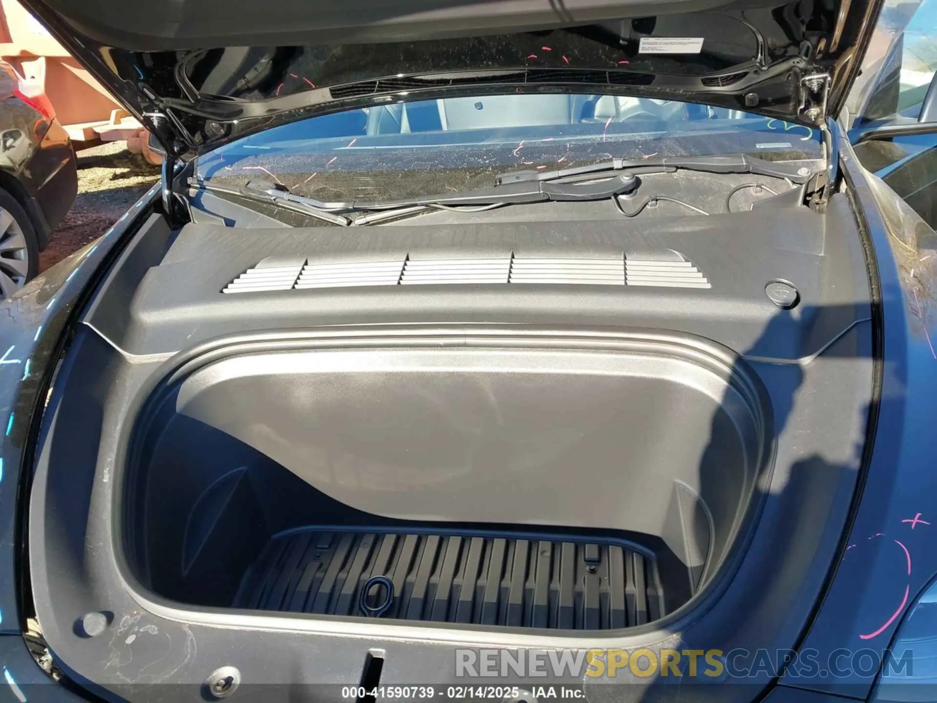 10 Photograph of a damaged car 7SAYGDEF1NF465188 TESLA MODEL Y 2022