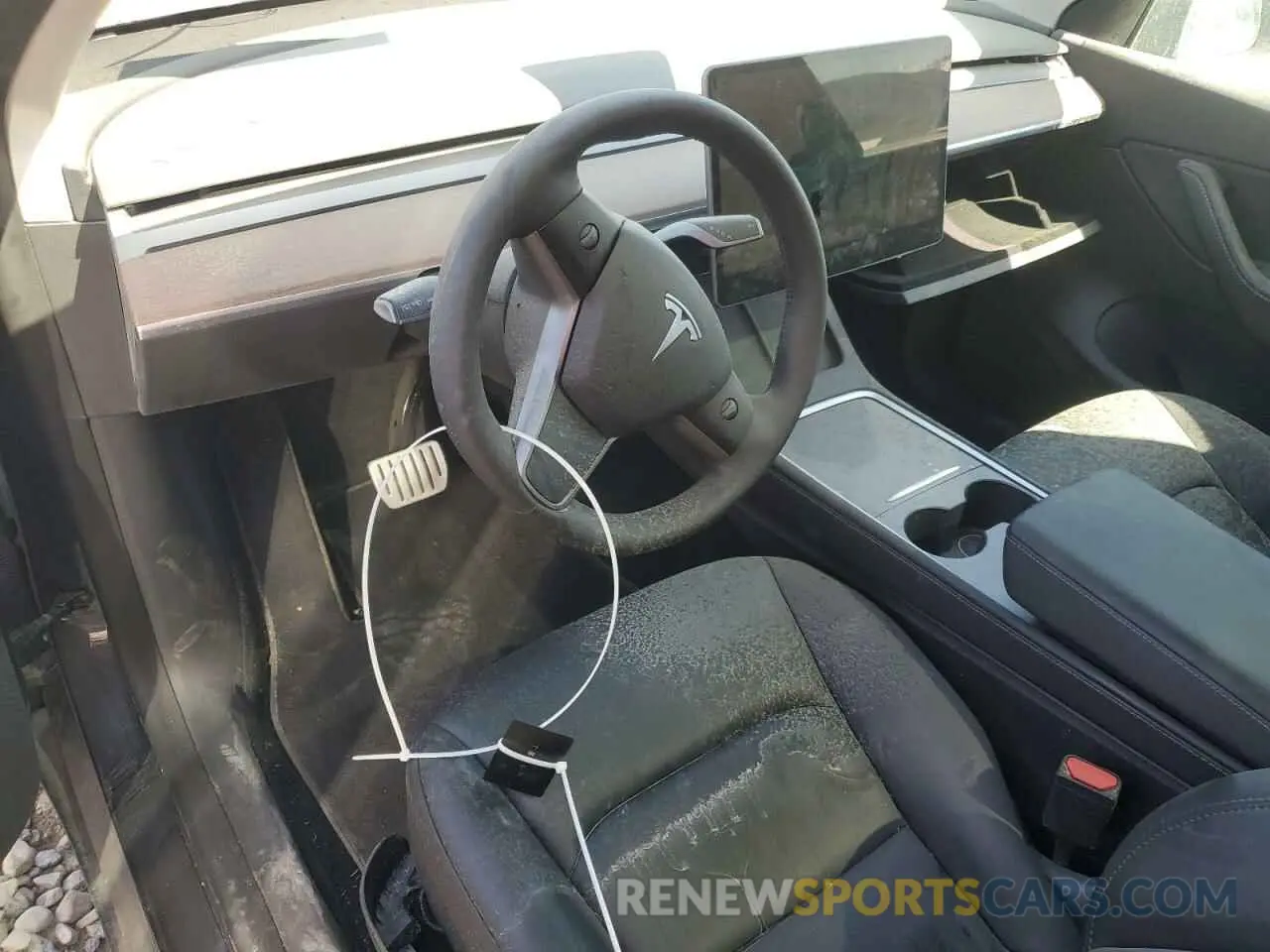 8 Photograph of a damaged car 7SAYGDEF1NF466938 TESLA MODEL Y 2022