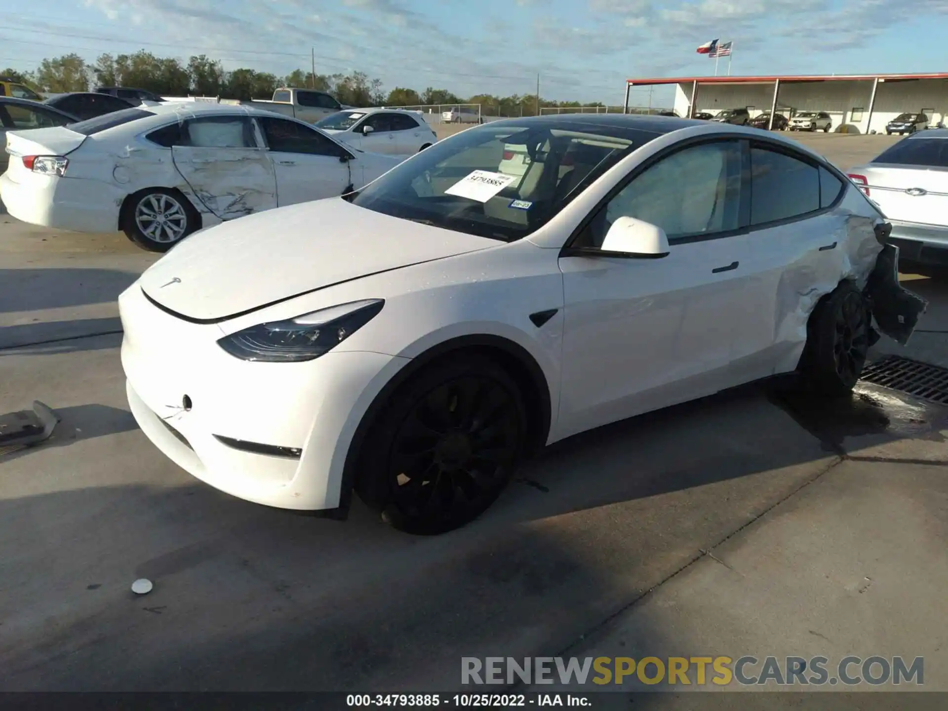 2 Photograph of a damaged car 7SAYGDEF1NF521162 TESLA MODEL Y 2022