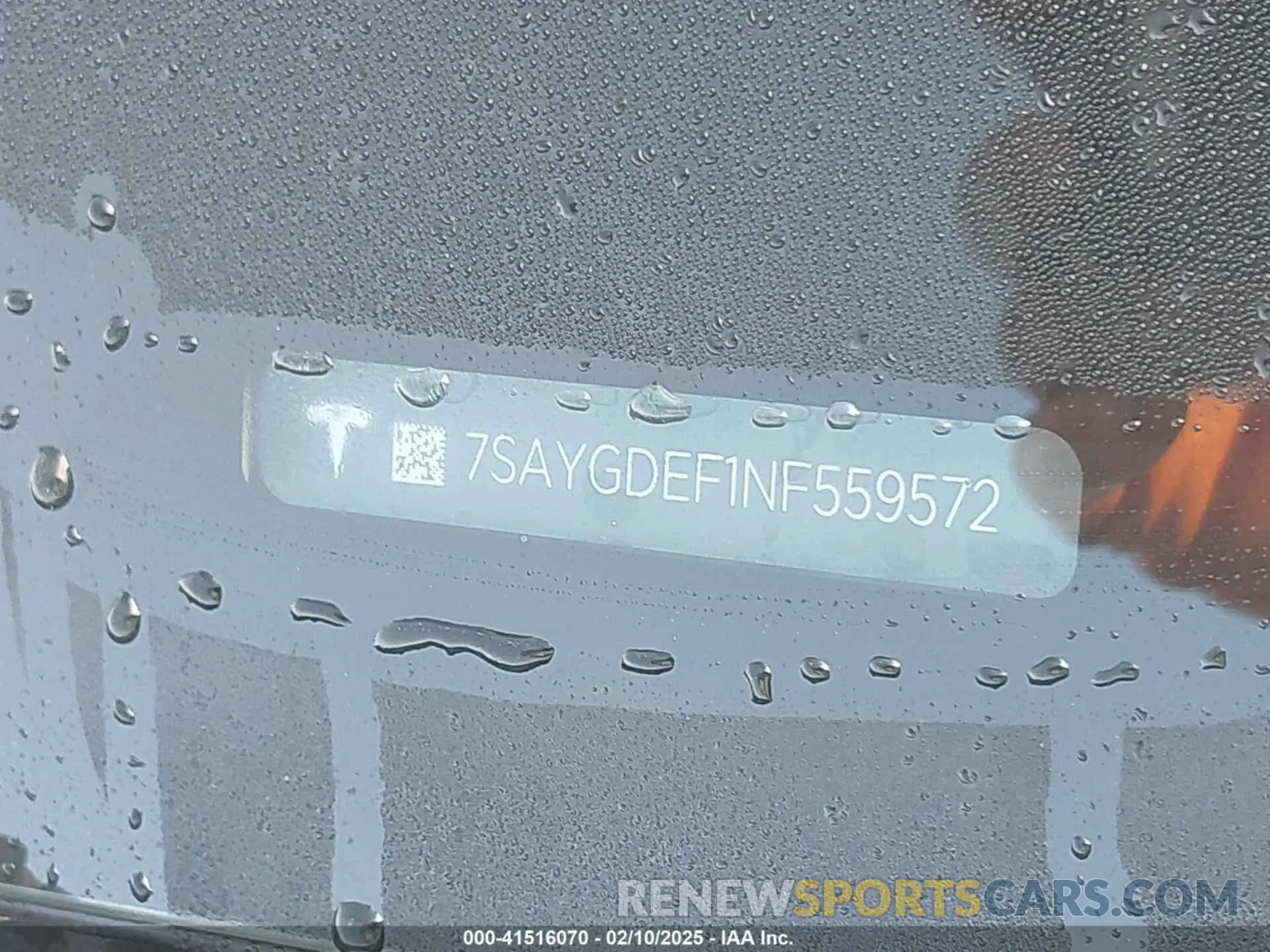 9 Photograph of a damaged car 7SAYGDEF1NF559572 TESLA MODEL Y 2022