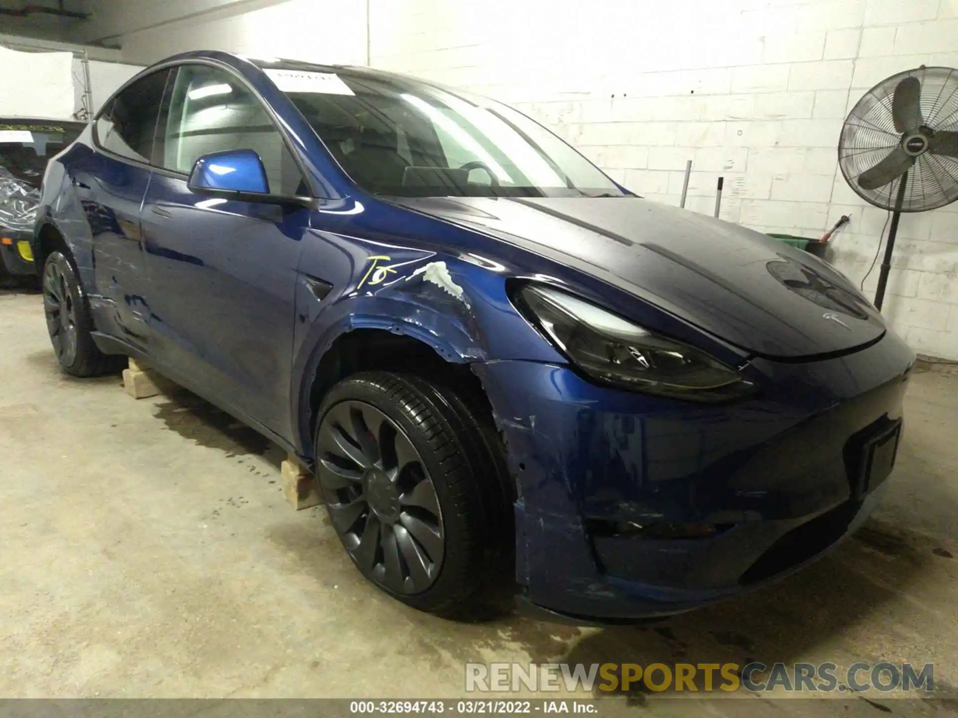 1 Photograph of a damaged car 7SAYGDEF2NF319883 TESLA MODEL Y 2022