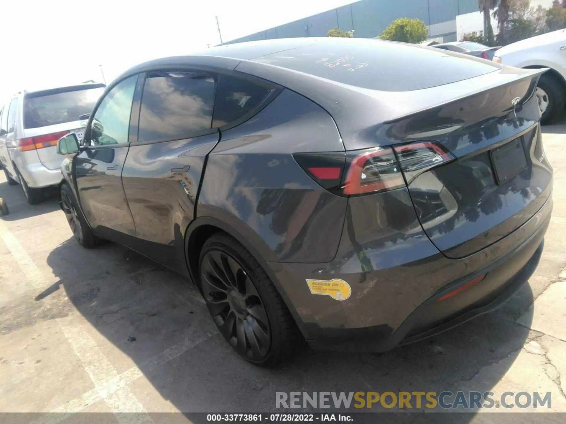 3 Photograph of a damaged car 7SAYGDEF2NF344024 TESLA MODEL Y 2022