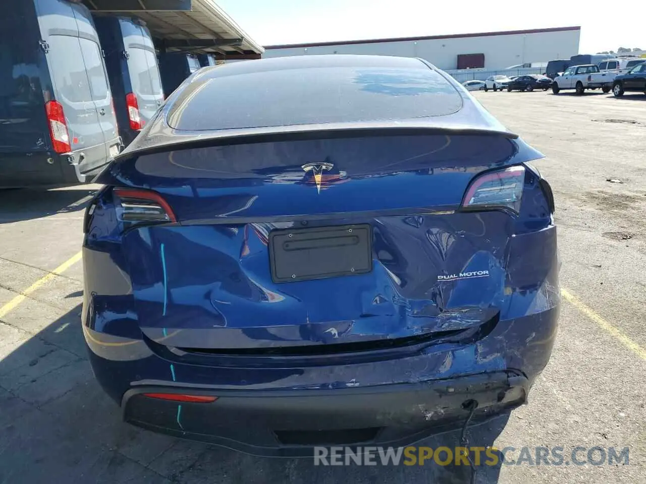 6 Photograph of a damaged car 7SAYGDEF2NF345786 TESLA MODEL Y 2022