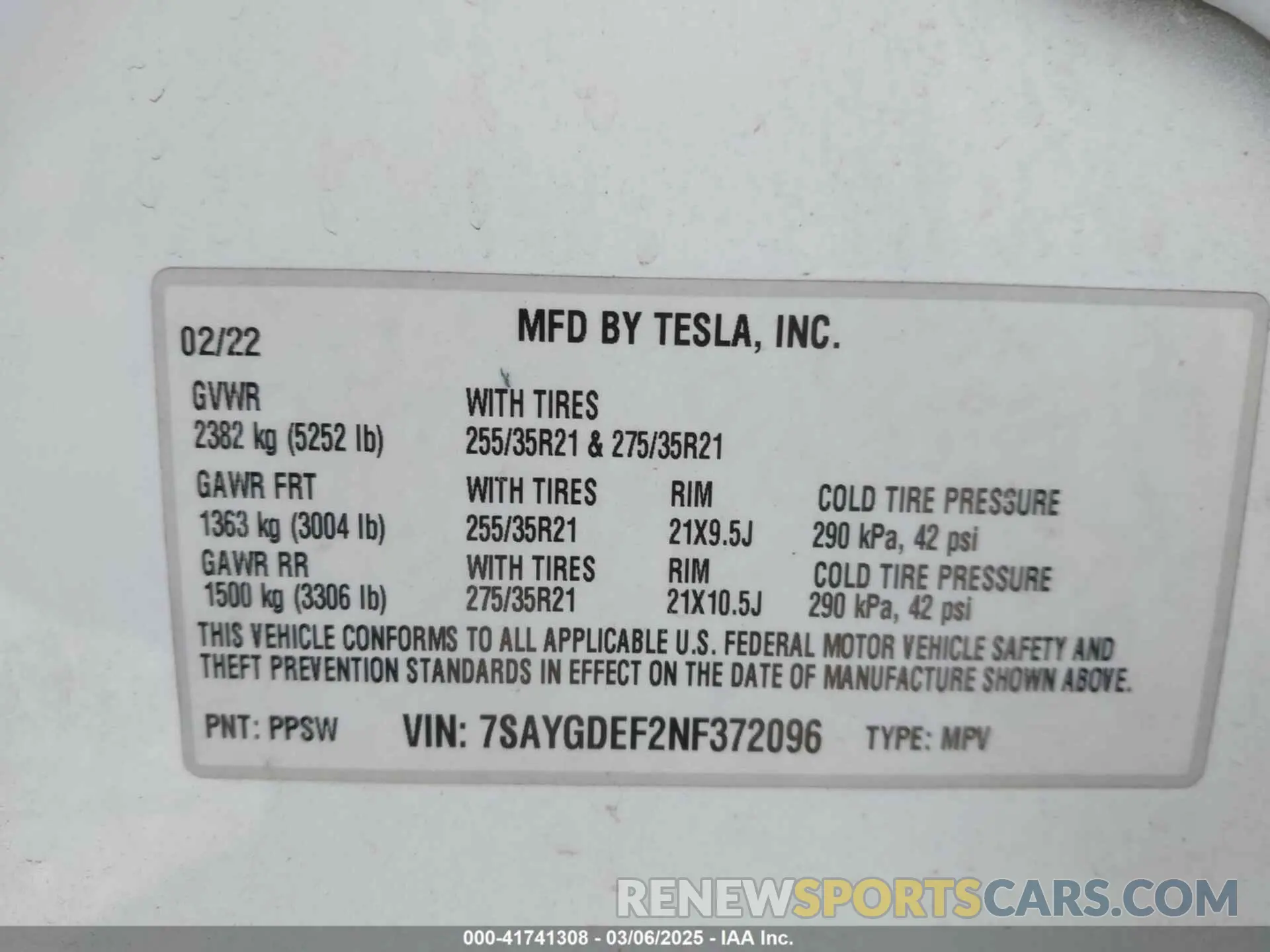 9 Photograph of a damaged car 7SAYGDEF2NF372096 TESLA MODEL Y 2022