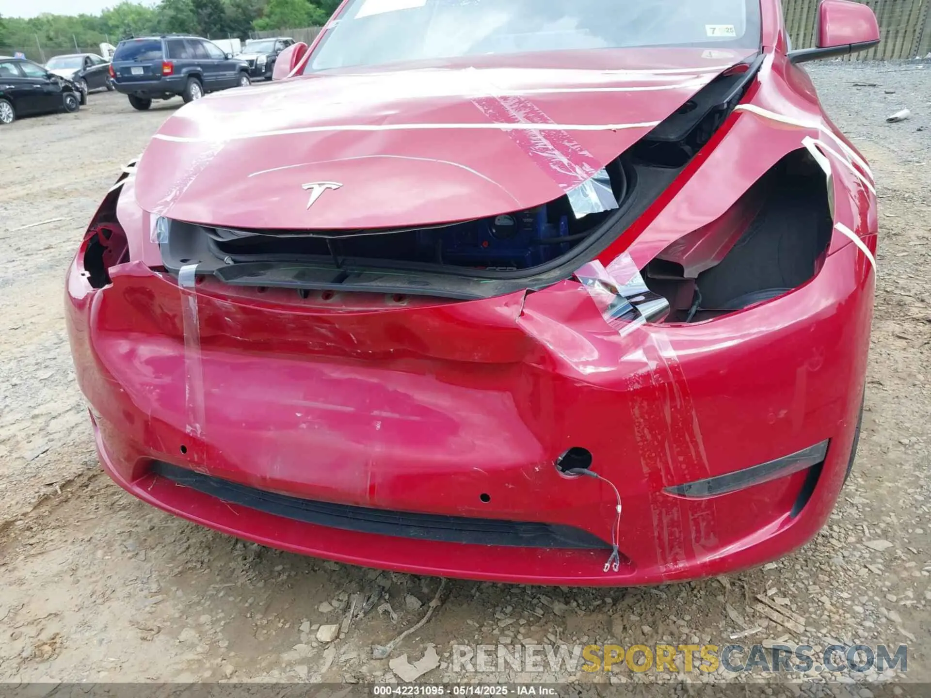 13 Photograph of a damaged car 7SAYGDEF2NF374866 TESLA MODEL Y 2022