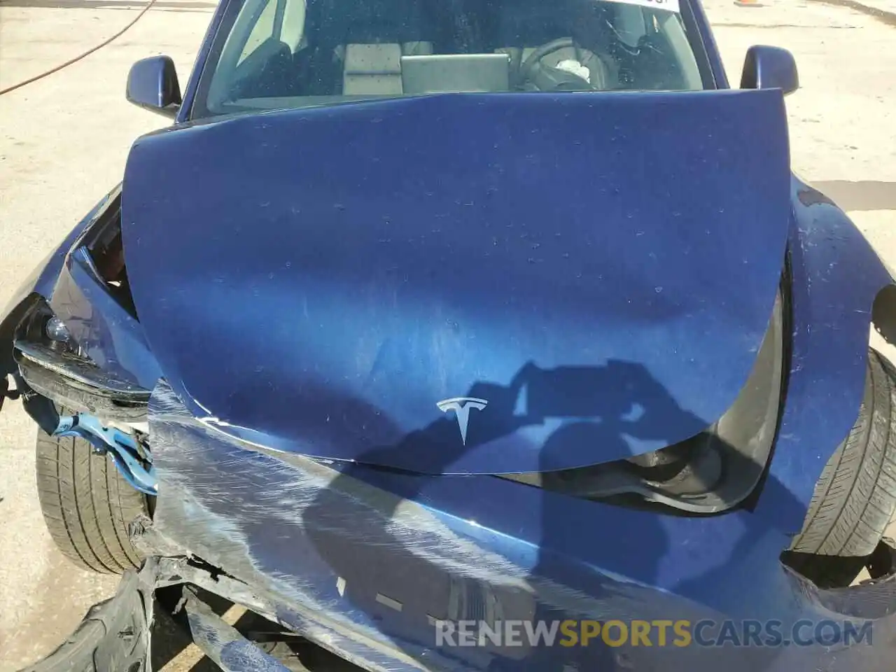 12 Photograph of a damaged car 7SAYGDEF2NF388086 TESLA MODEL Y 2022