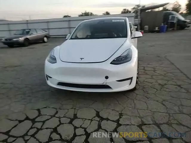 10 Photograph of a damaged car 7SAYGDEF2NF388346 TESLA MODEL Y 2022