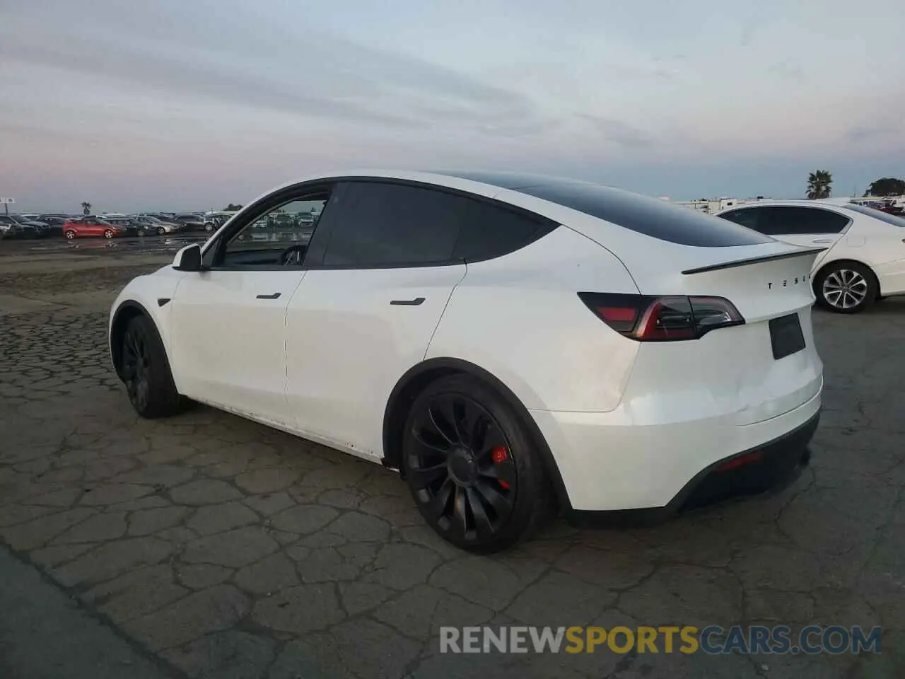 2 Photograph of a damaged car 7SAYGDEF2NF388346 TESLA MODEL Y 2022