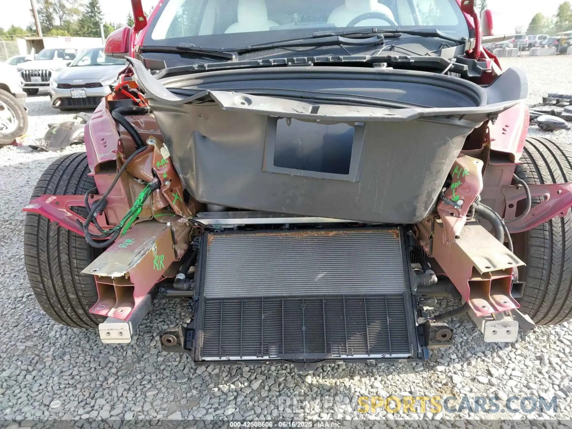6 Photograph of a damaged car 7SAYGDEF2NF409129 TESLA MODEL Y 2022