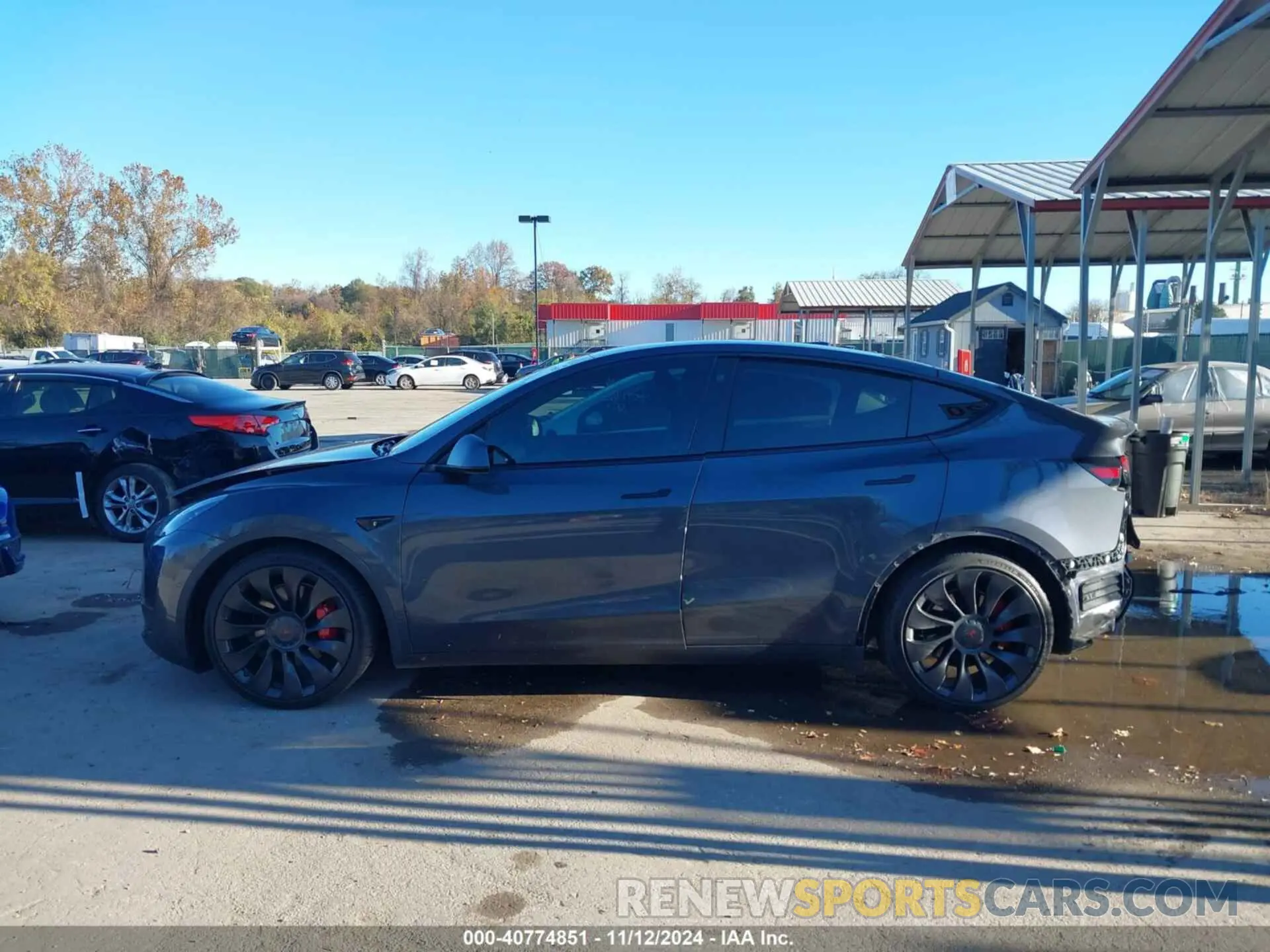 14 Photograph of a damaged car 7SAYGDEF2NF437416 TESLA MODEL Y 2022