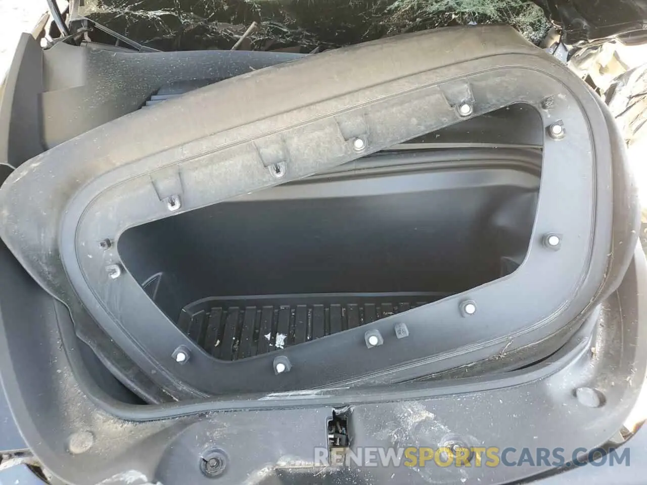 11 Photograph of a damaged car 7SAYGDEF2NF448013 TESLA MODEL Y 2022