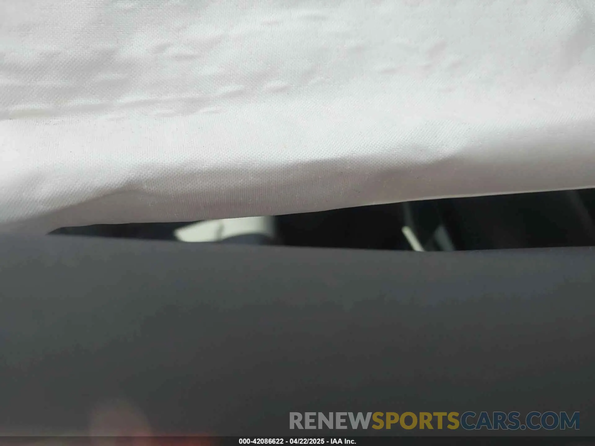 8 Photograph of a damaged car 7SAYGDEF2NF454099 TESLA MODEL Y 2022