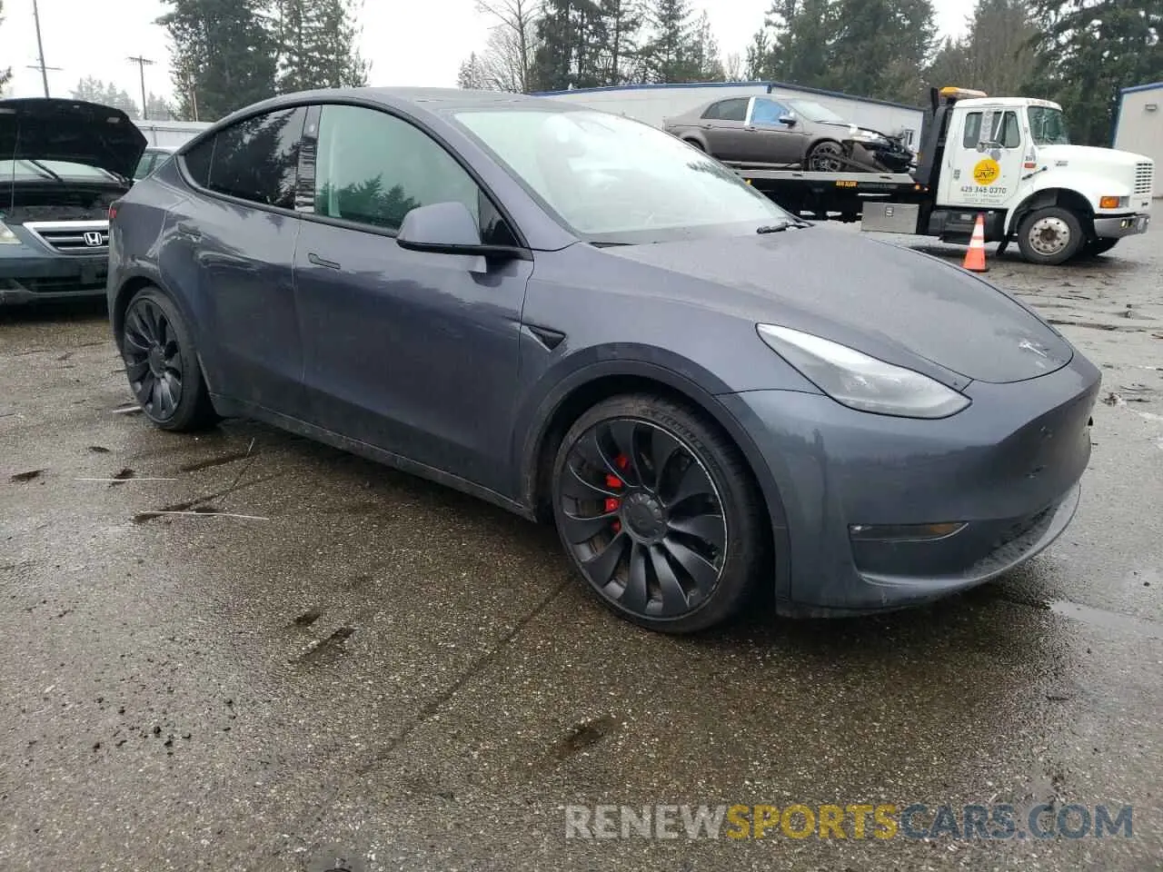 4 Photograph of a damaged car 7SAYGDEF2NF459268 TESLA MODEL Y 2022