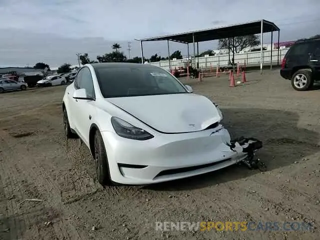 11 Photograph of a damaged car 7SAYGDEF2NF484347 TESLA MODEL Y 2022