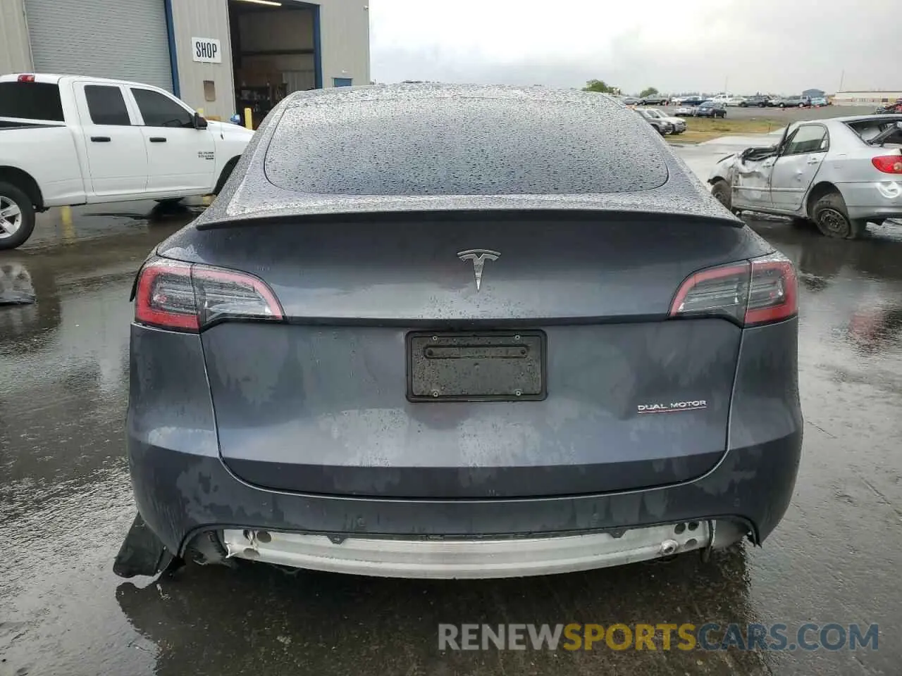 6 Photograph of a damaged car 7SAYGDEF2NF488043 TESLA MODEL Y 2022