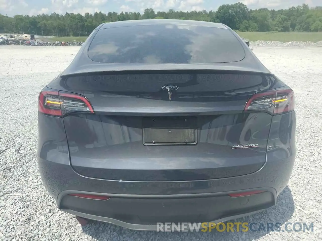 6 Photograph of a damaged car 7SAYGDEF2NF518223 TESLA MODEL Y 2022