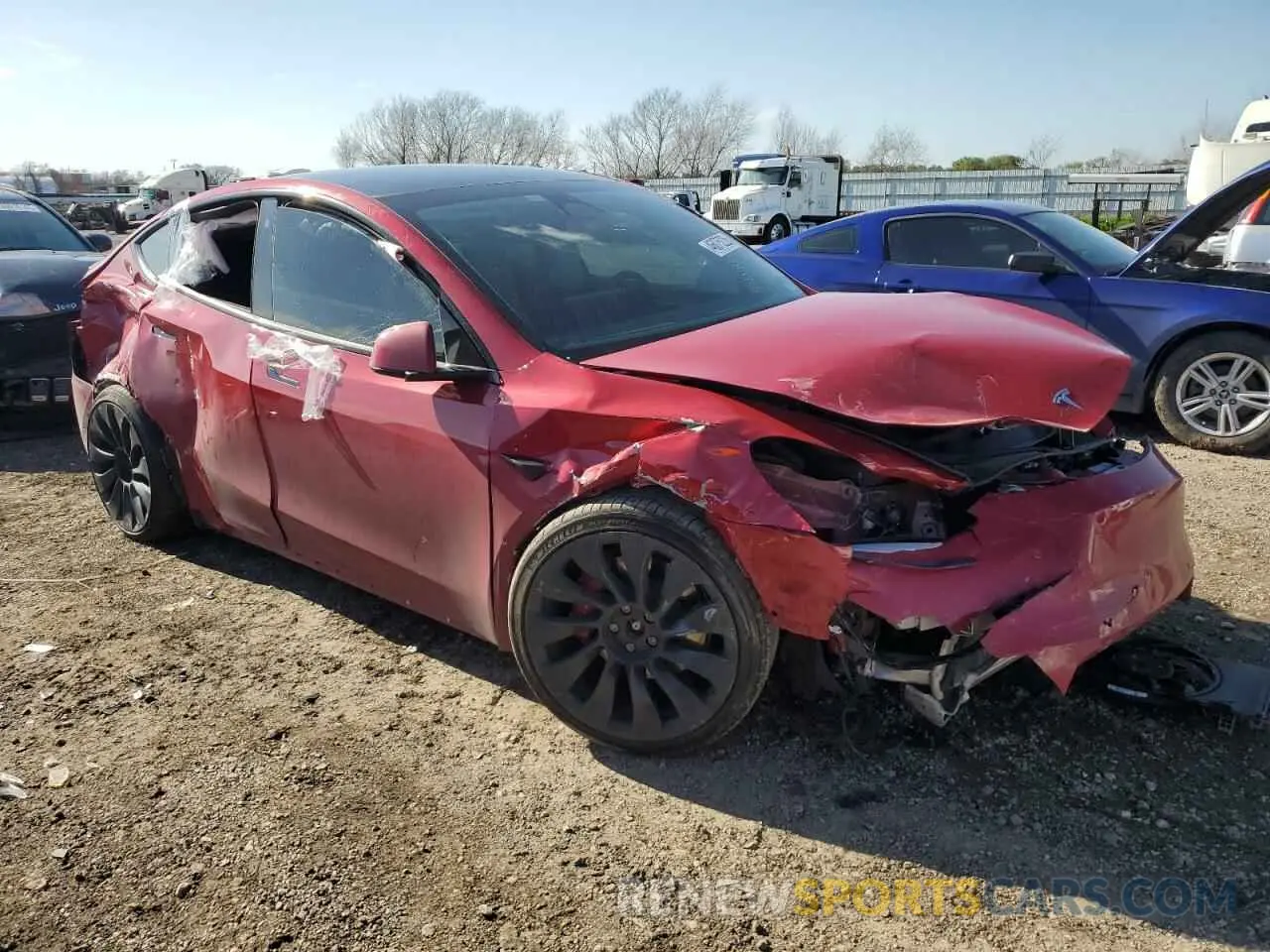 4 Photograph of a damaged car 7SAYGDEF2NF537452 TESLA MODEL Y 2022