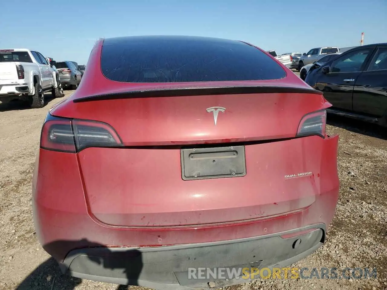 6 Photograph of a damaged car 7SAYGDEF2NF537452 TESLA MODEL Y 2022