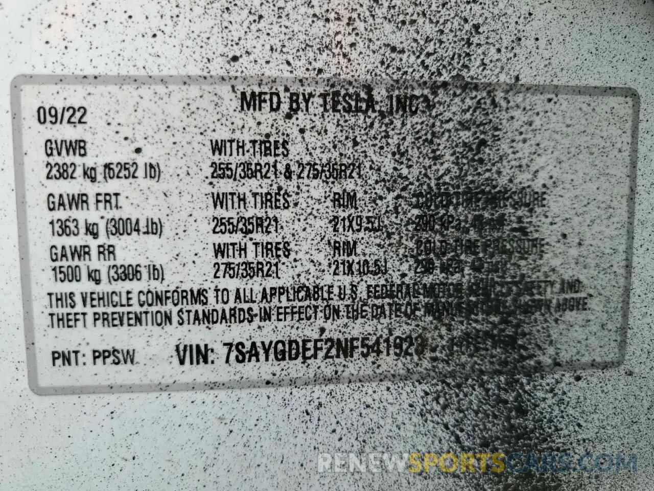 13 Photograph of a damaged car 7SAYGDEF2NF541923 TESLA MODEL Y 2022
