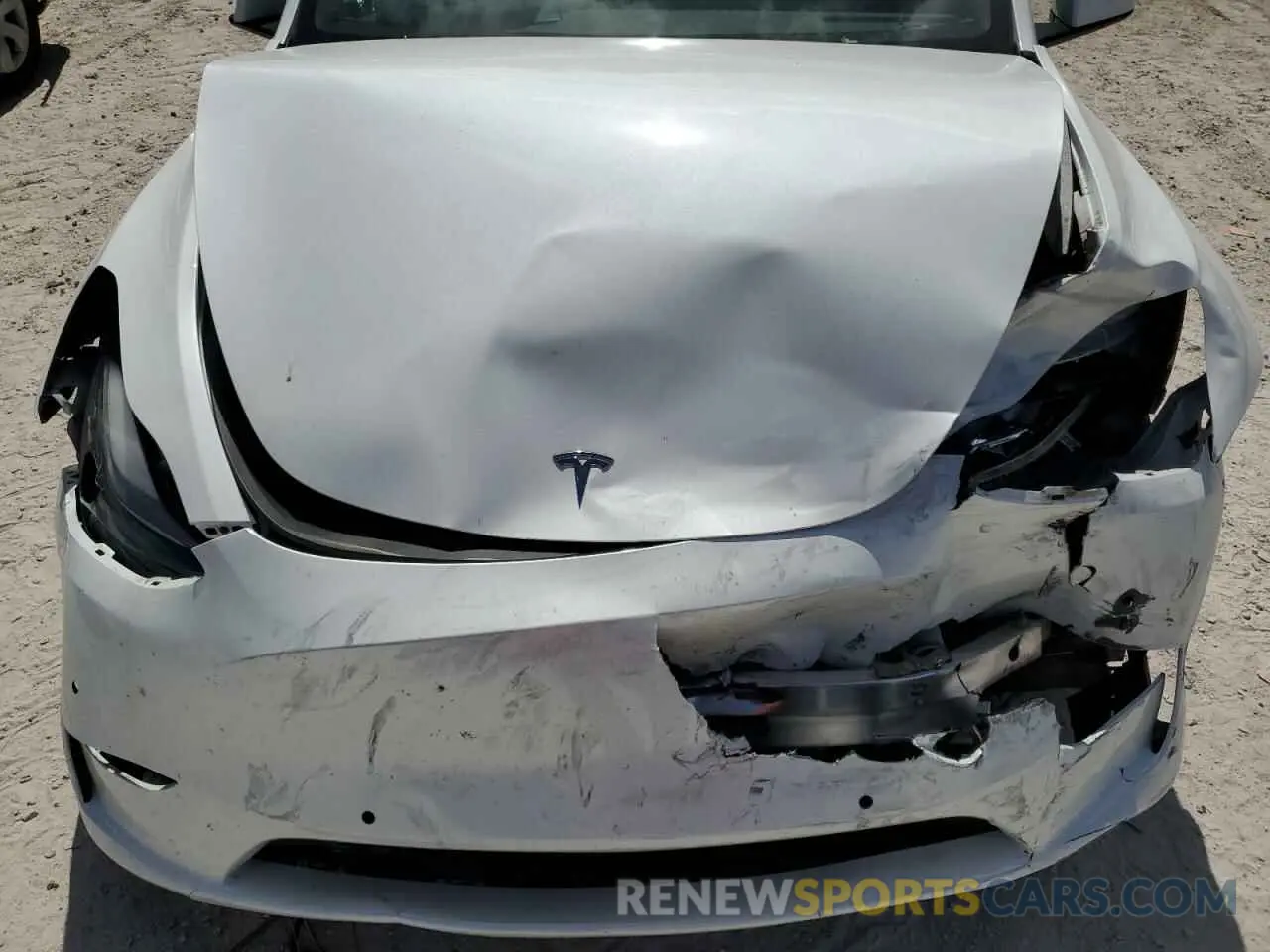 11 Photograph of a damaged car 7SAYGDEF2NF542439 TESLA MODEL Y 2022