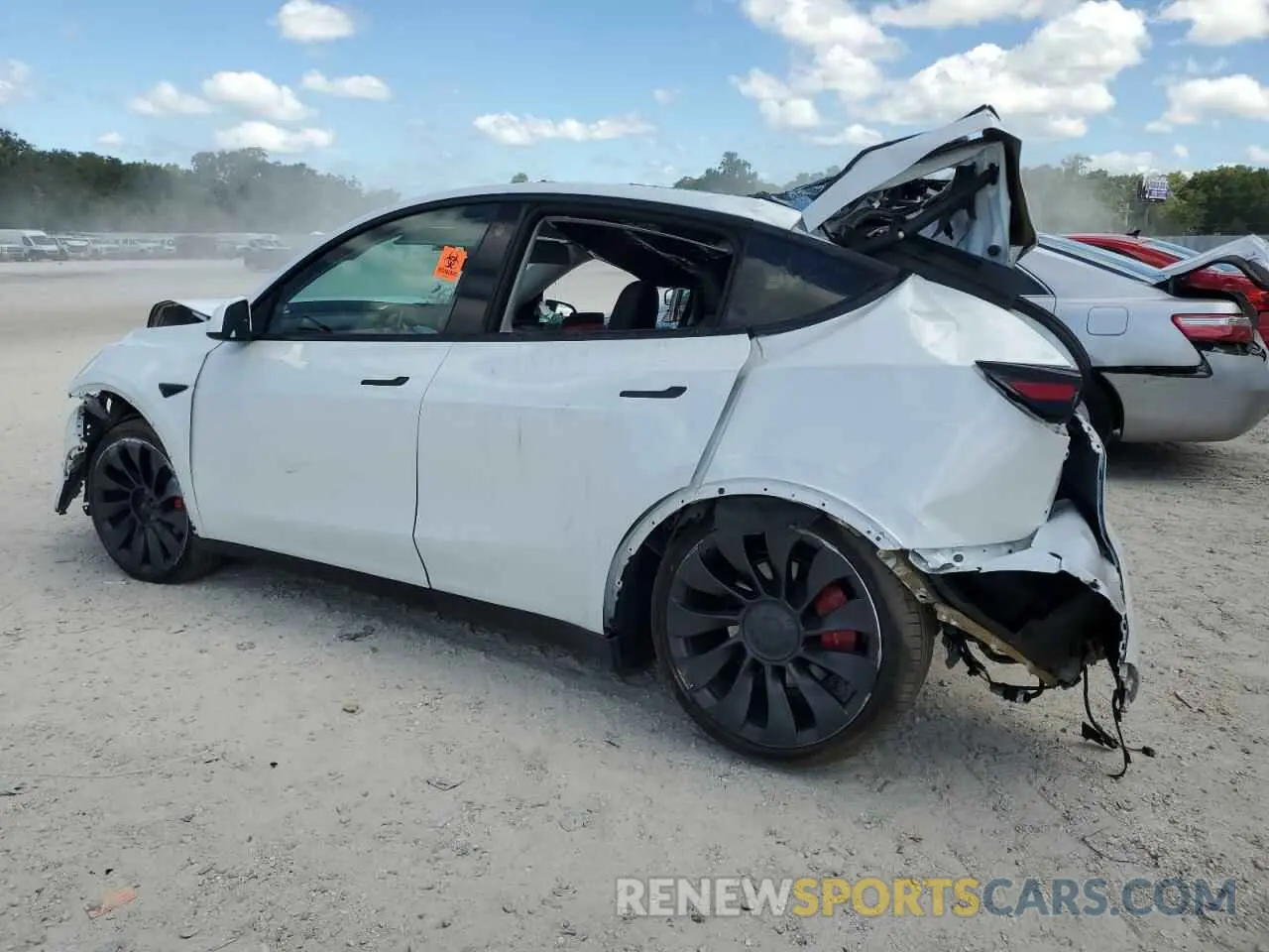 2 Photograph of a damaged car 7SAYGDEF2NF542439 TESLA MODEL Y 2022