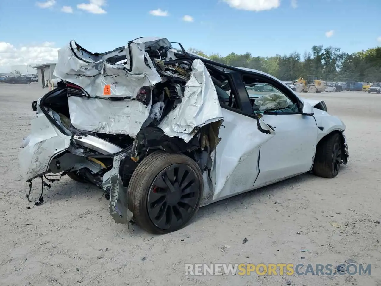 3 Photograph of a damaged car 7SAYGDEF2NF542439 TESLA MODEL Y 2022