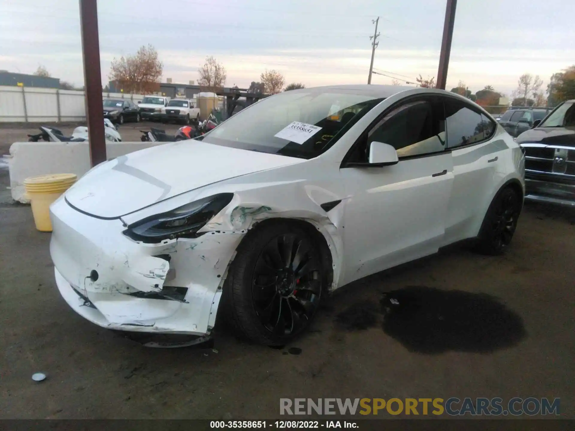 2 Photograph of a damaged car 7SAYGDEF2NF552176 TESLA MODEL Y 2022