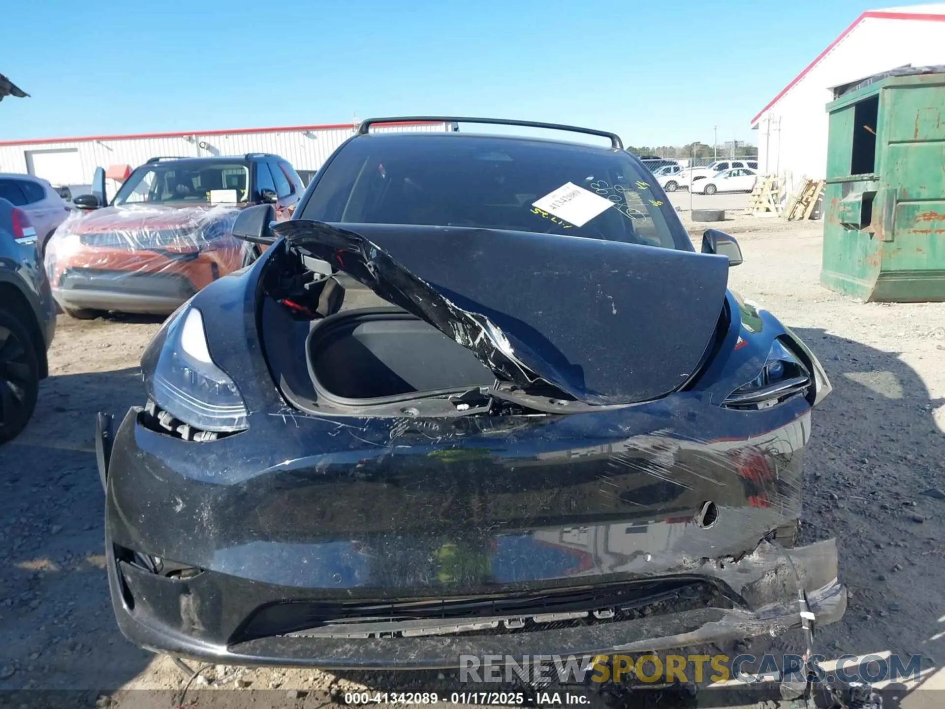 12 Photograph of a damaged car 7SAYGDEF2NF562903 TESLA MODEL Y 2022