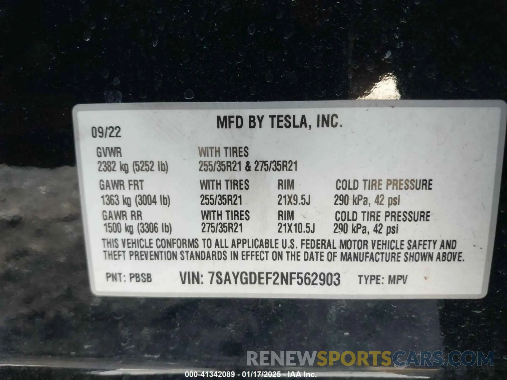 9 Photograph of a damaged car 7SAYGDEF2NF562903 TESLA MODEL Y 2022