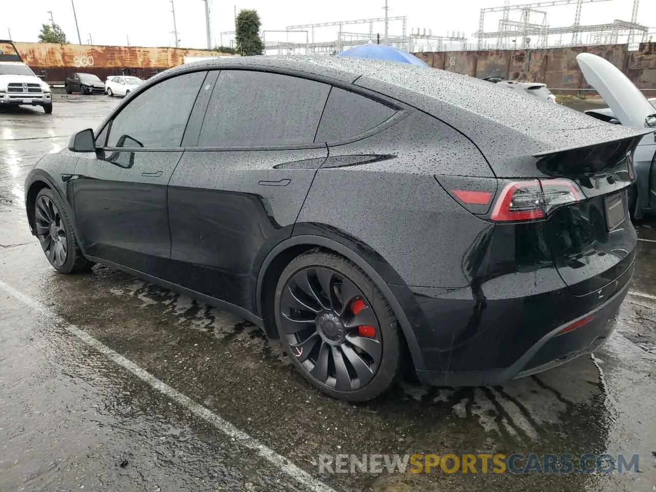 2 Photograph of a damaged car 7SAYGDEF2NF573111 TESLA MODEL Y 2022