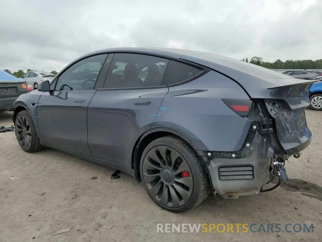 2 Photograph of a damaged car 7SAYGDEF3NF308147 TESLA MODEL Y 2022