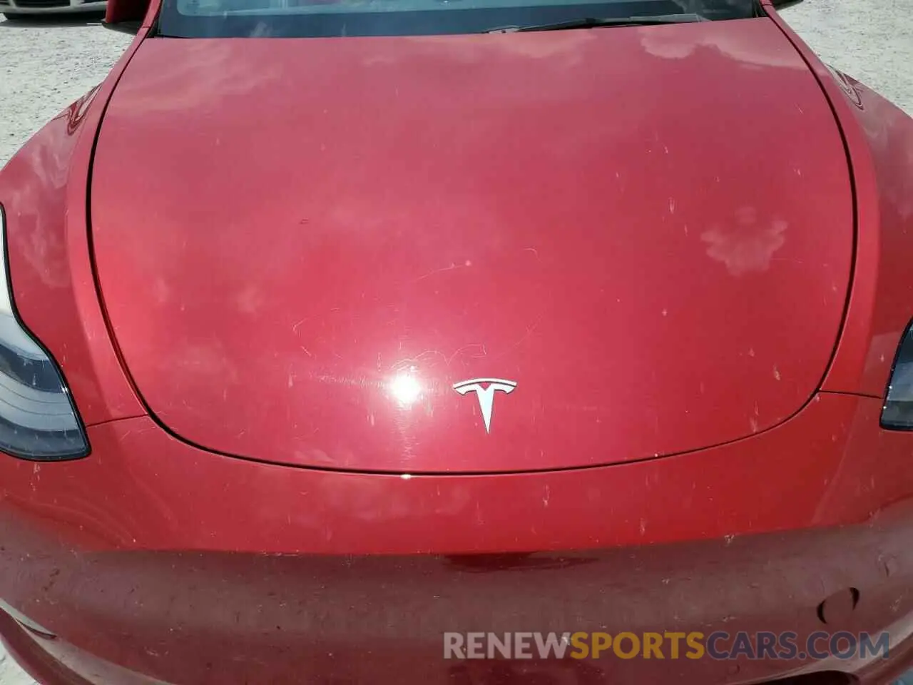 12 Photograph of a damaged car 7SAYGDEF3NF326440 TESLA MODEL Y 2022