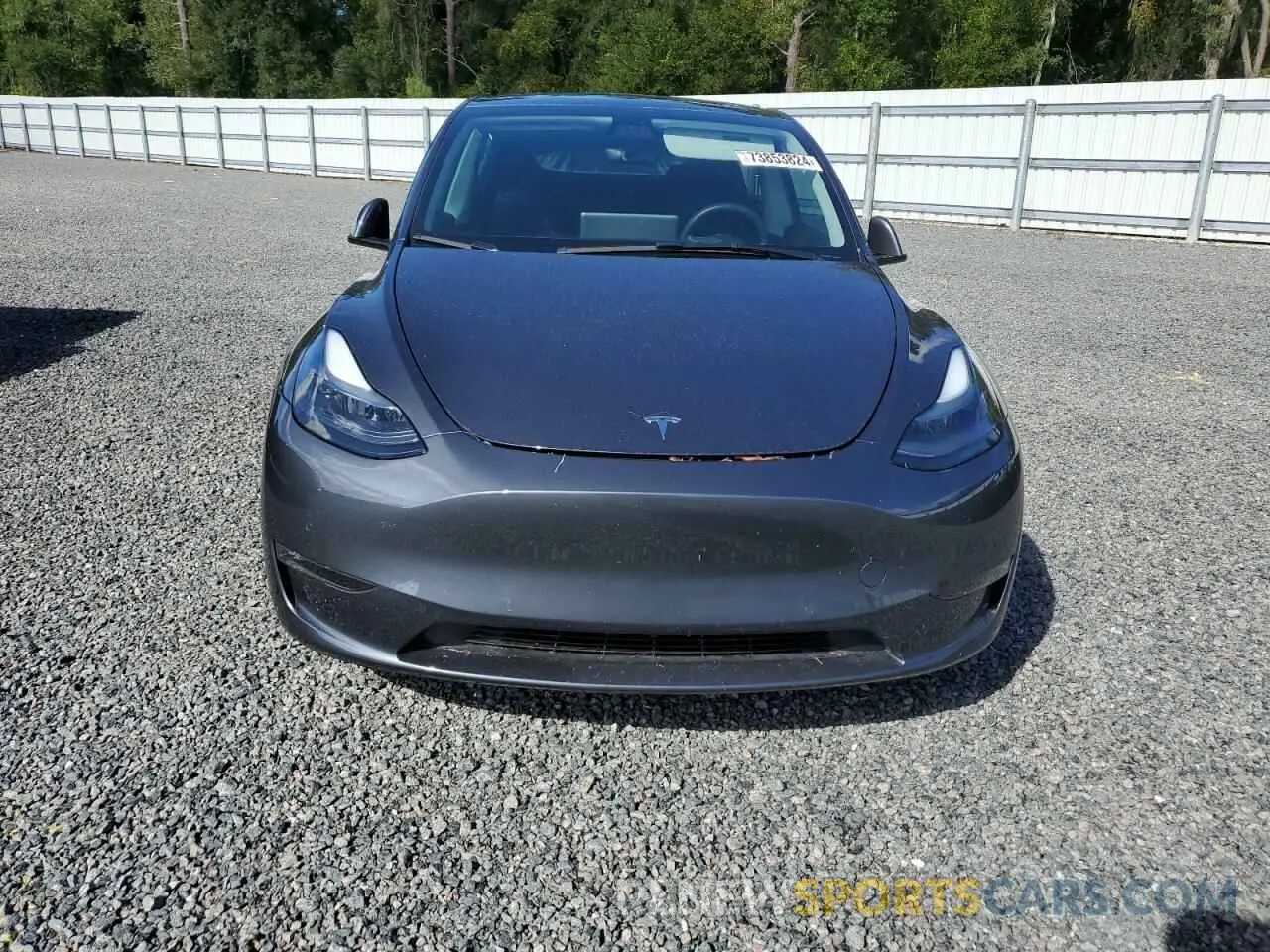5 Photograph of a damaged car 7SAYGDEF3NF337180 TESLA MODEL Y 2022