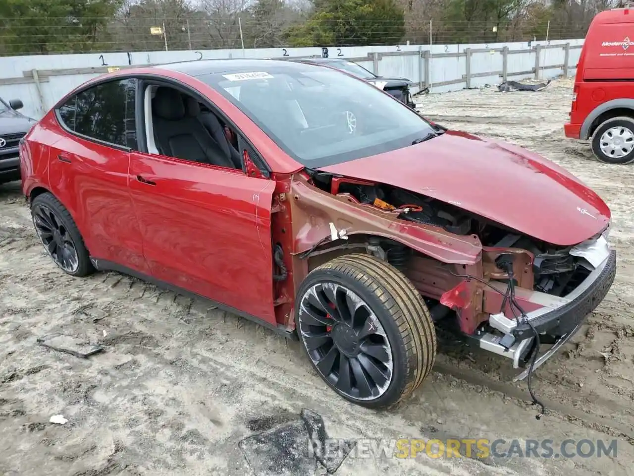 4 Photograph of a damaged car 7SAYGDEF3NF376951 TESLA MODEL Y 2022