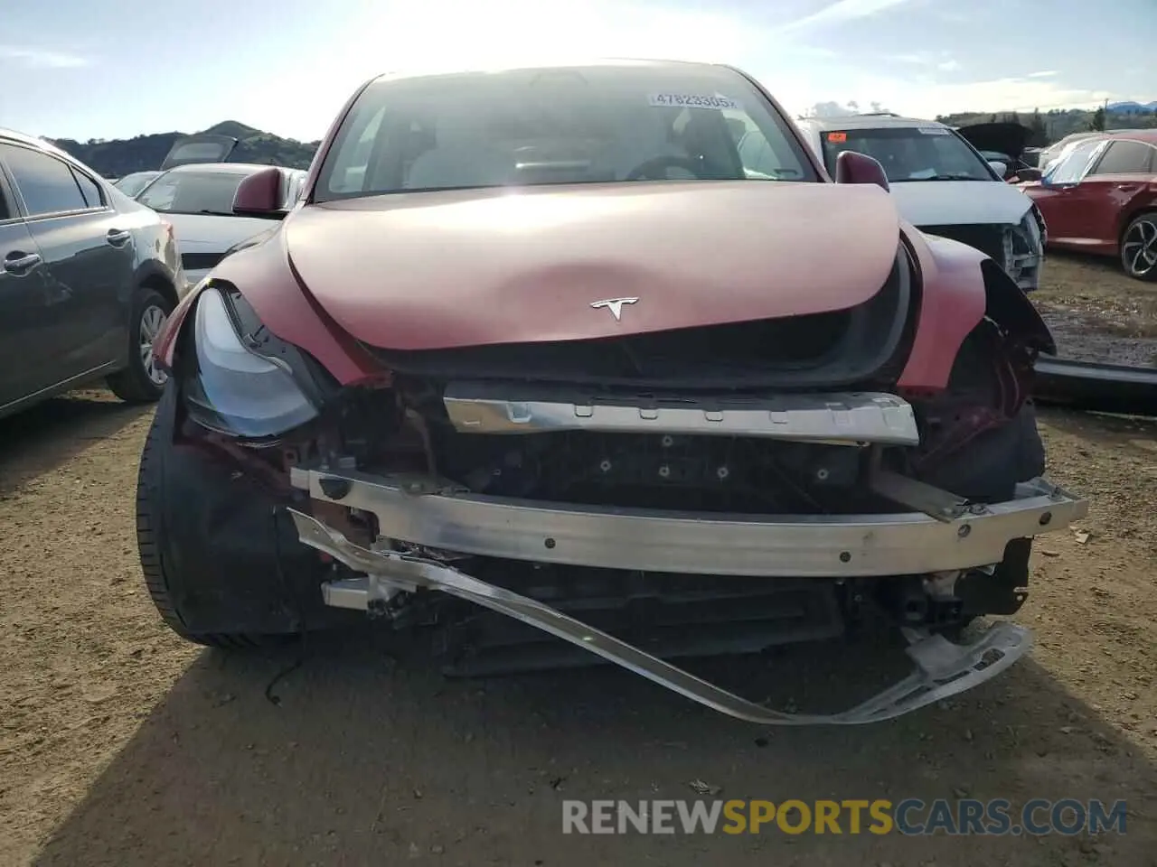 5 Photograph of a damaged car 7SAYGDEF3NF388906 TESLA MODEL Y 2022