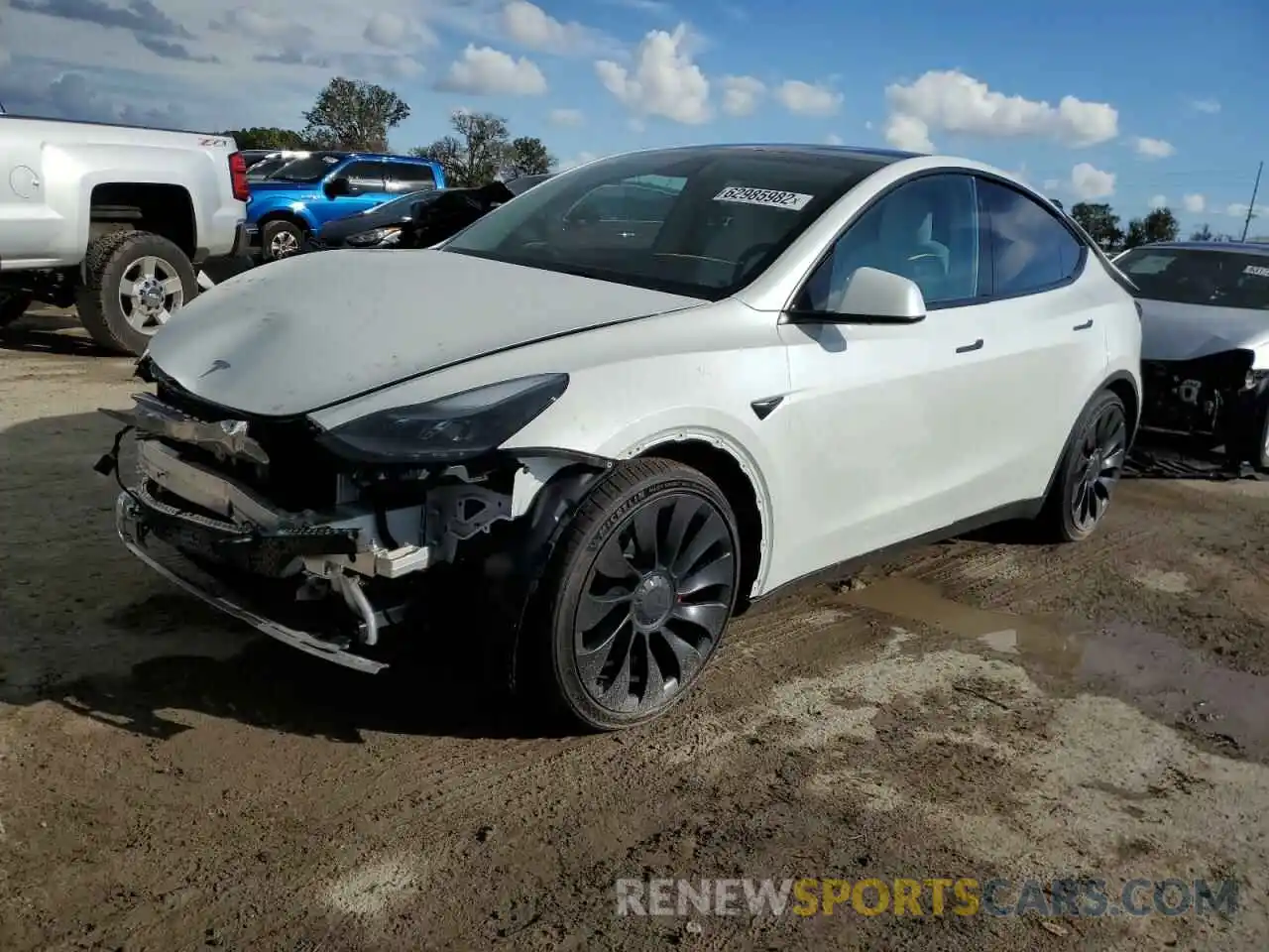 2 Photograph of a damaged car 7SAYGDEF3NF398142 TESLA MODEL Y 2022