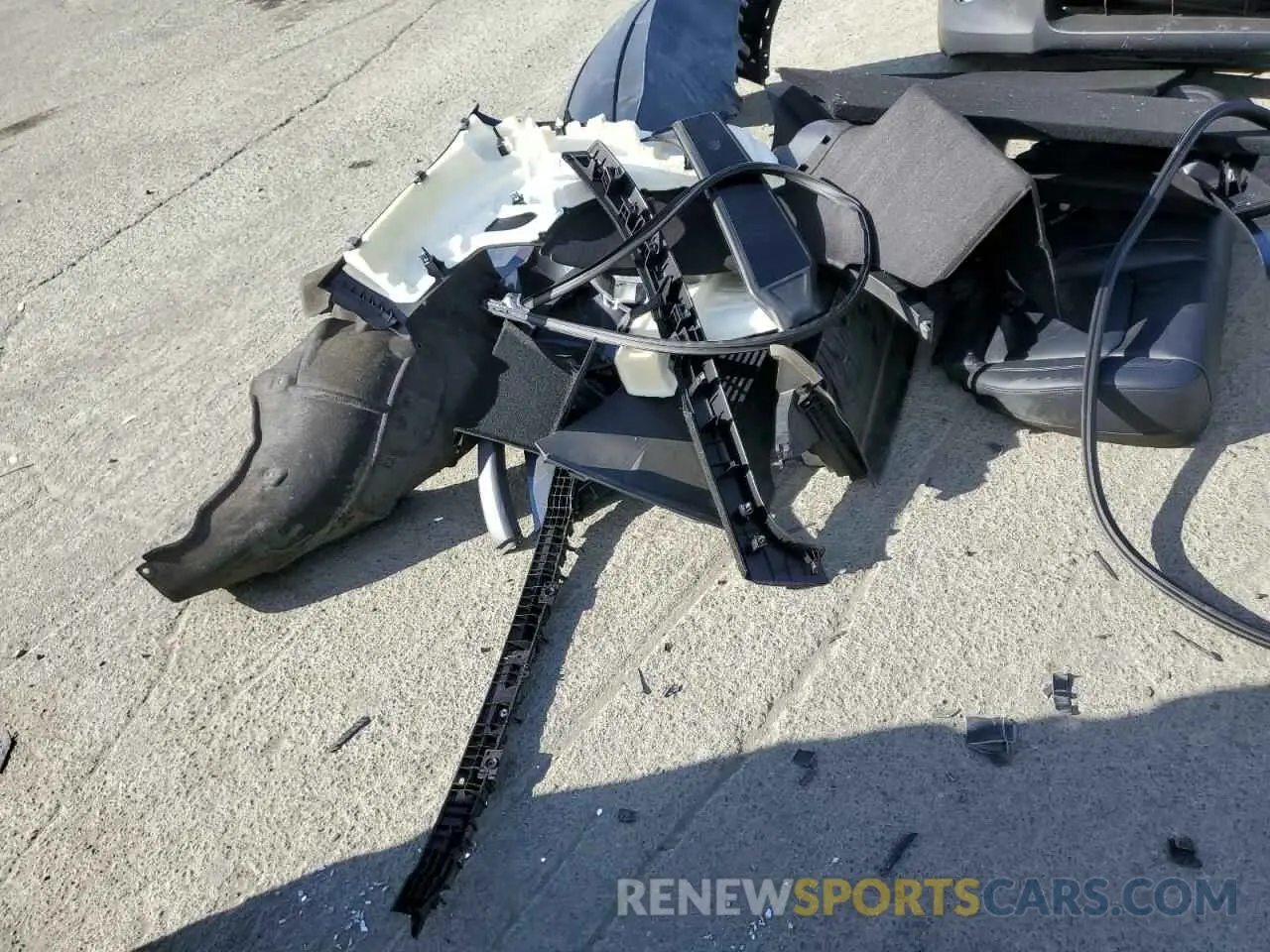 12 Photograph of a damaged car 7SAYGDEF3NF405851 TESLA MODEL Y 2022