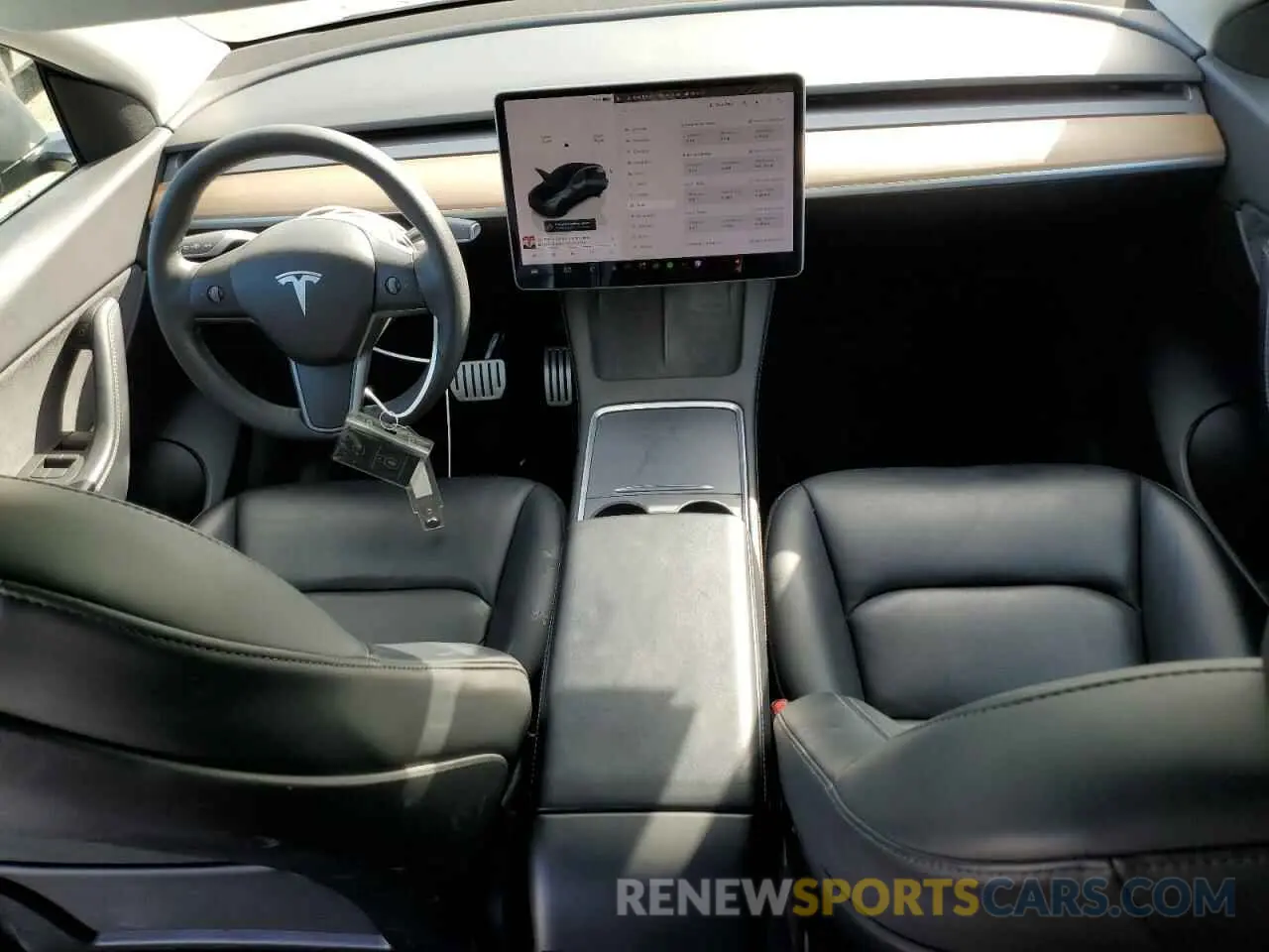 8 Photograph of a damaged car 7SAYGDEF3NF405851 TESLA MODEL Y 2022