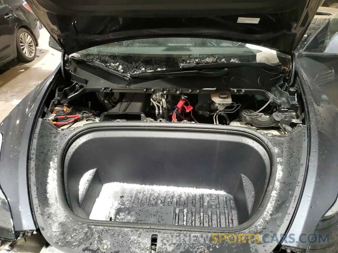 12 Photograph of a damaged car 7SAYGDEF3NF444522 TESLA MODEL Y 2022