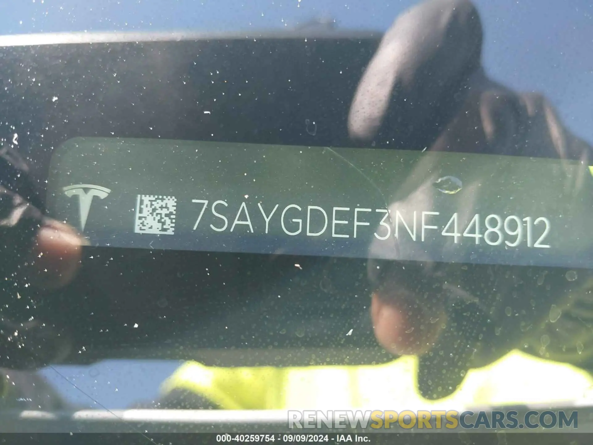 9 Photograph of a damaged car 7SAYGDEF3NF448912 TESLA MODEL Y 2022