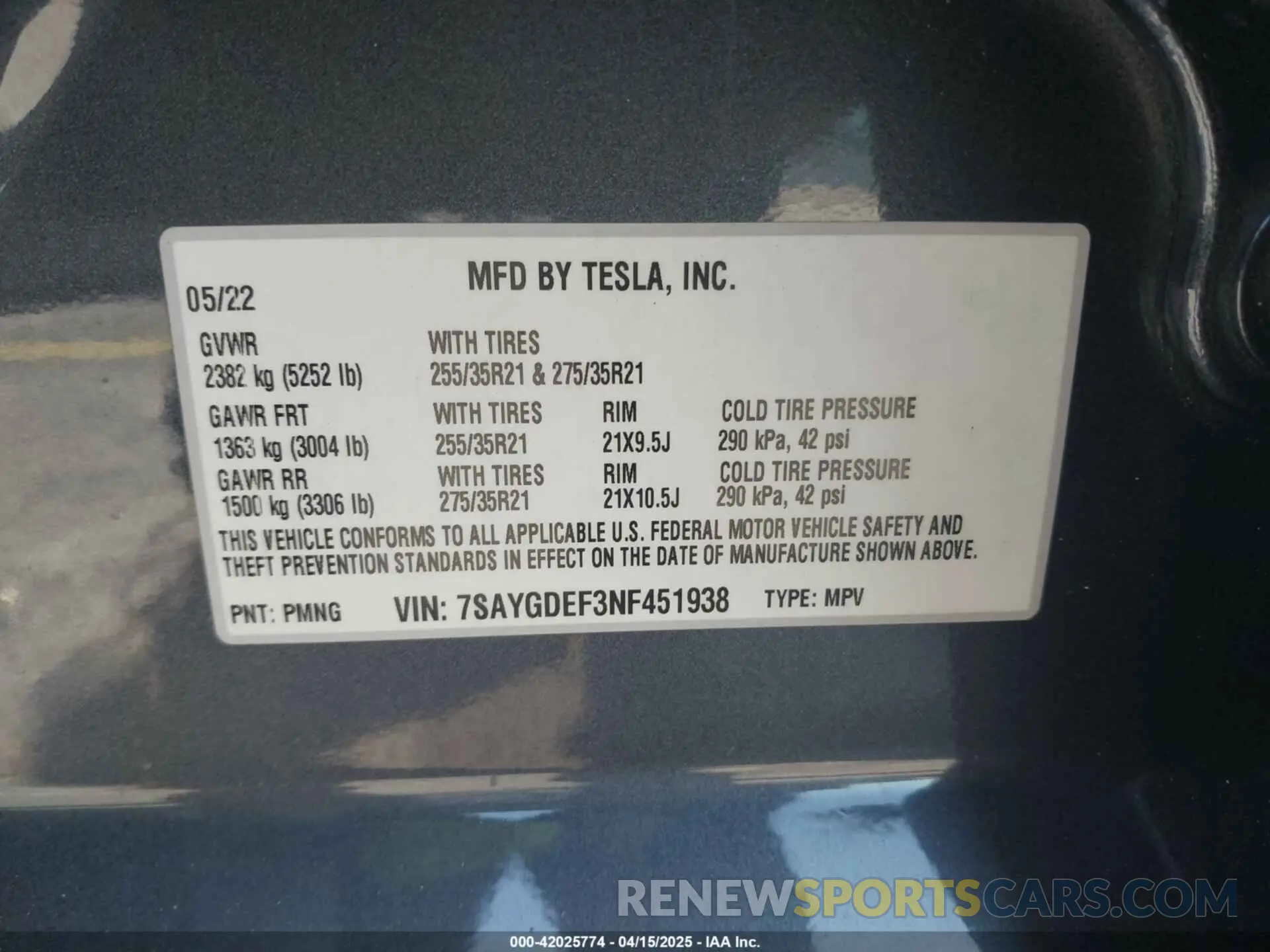 9 Photograph of a damaged car 7SAYGDEF3NF451938 TESLA MODEL Y 2022