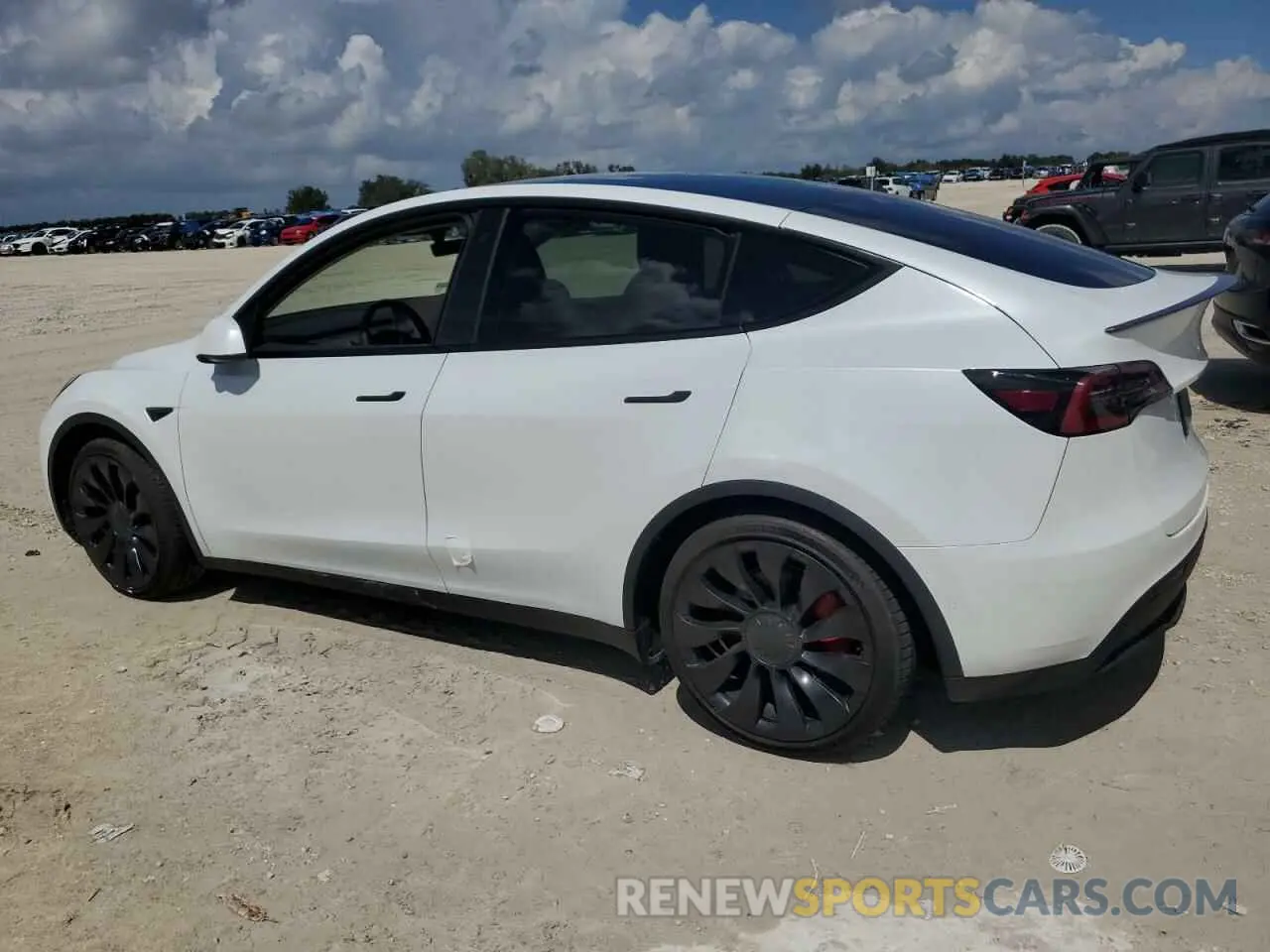 2 Photograph of a damaged car 7SAYGDEF3NF452541 TESLA MODEL Y 2022