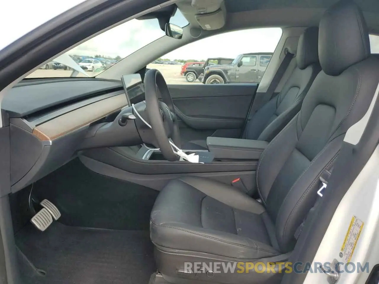 7 Photograph of a damaged car 7SAYGDEF3NF452541 TESLA MODEL Y 2022