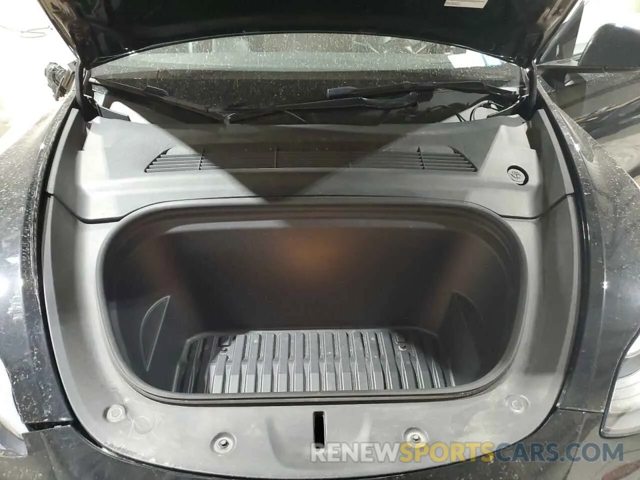 12 Photograph of a damaged car 7SAYGDEF3NF453267 TESLA MODEL Y 2022